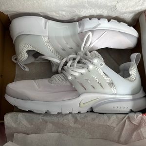 Nike Presto GS size 6Y